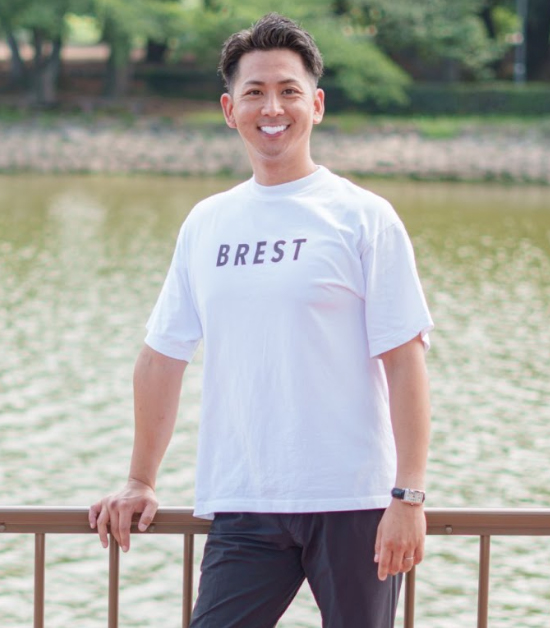 八代 賢人